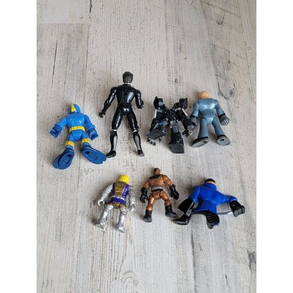 Assorted villain hero mini action figure toy set diver robot - Picture 8 of 9